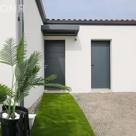 Villa Maison Les Emeraudes 1,5km De La 5 *